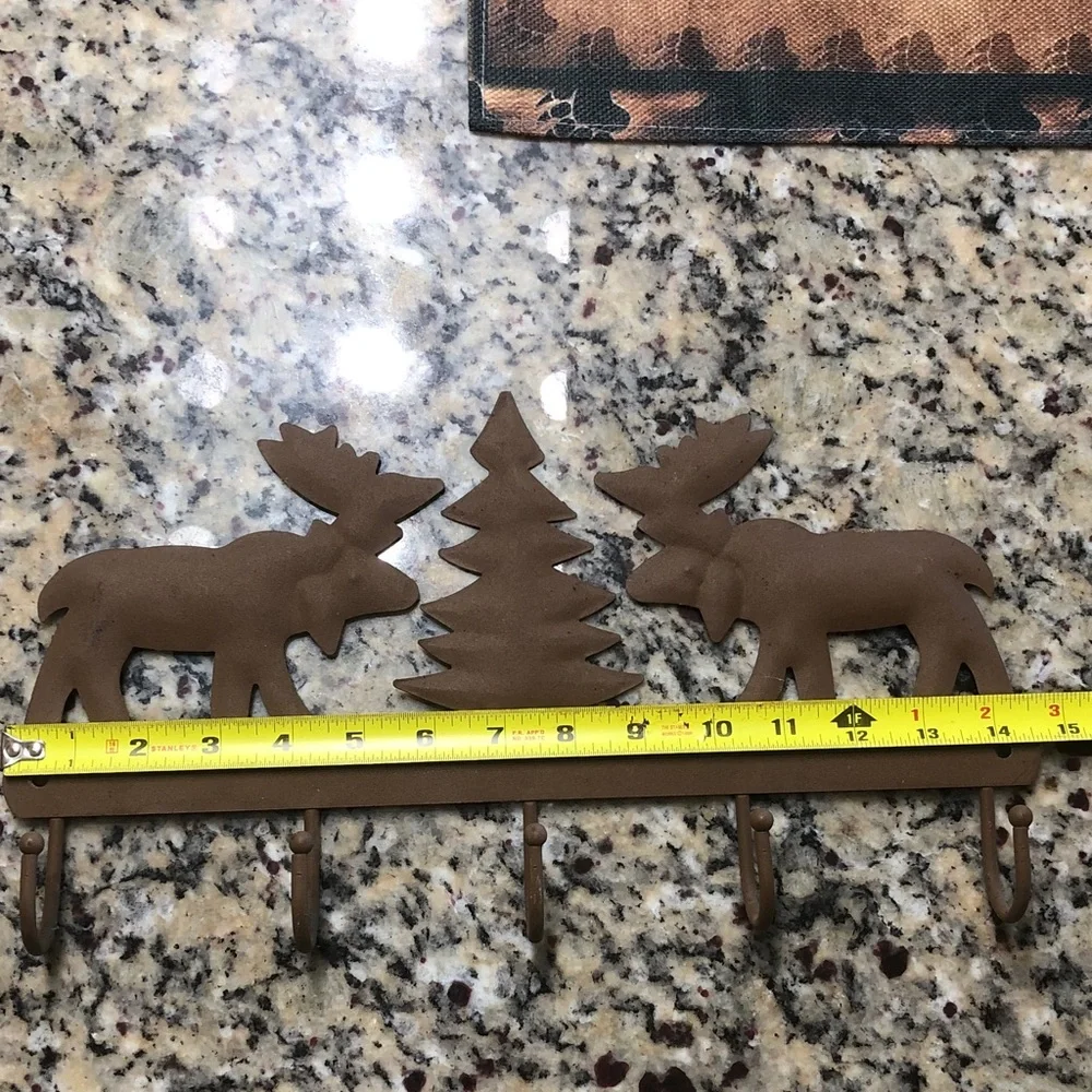 Rustic Brown Moose Wall 5-Hook Rack with Tree Accent